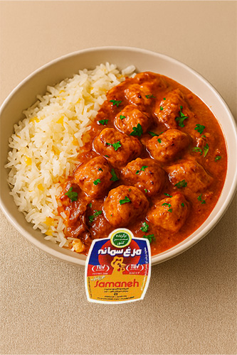 Chicken Tikka Masala یکی از محبوب‌ترین غذاهای هندی–بین‌المللی با ترکیب سس خامه ای و گوجه فرنگی